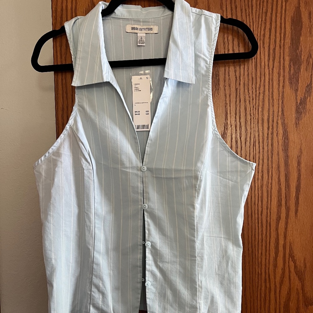 Urban outfitters size large